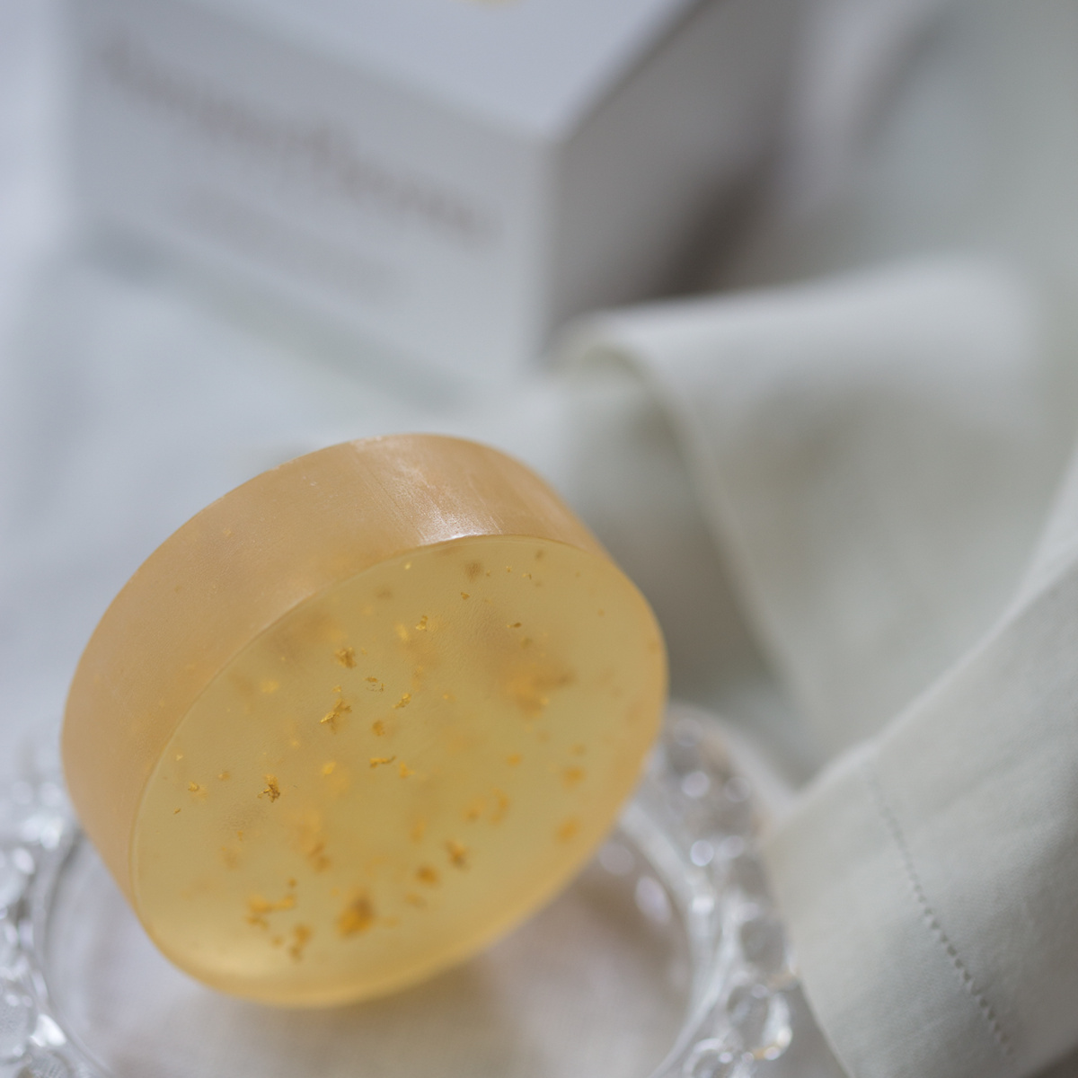 純金プラセンタ石鹸 （枠練り石鹸）